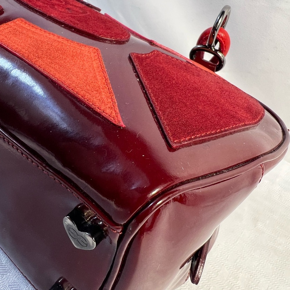3001: Escada Y2K Burgundy Patent Leather & Suede Mini Bowler Bag Italy - Picture 7 of 16